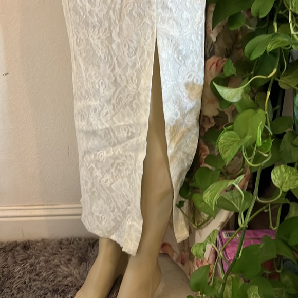 Vintage Wedding Dress UNITE! Ivory Lace Shell with Lining Long with Slit on Left - Picture 6 of 15